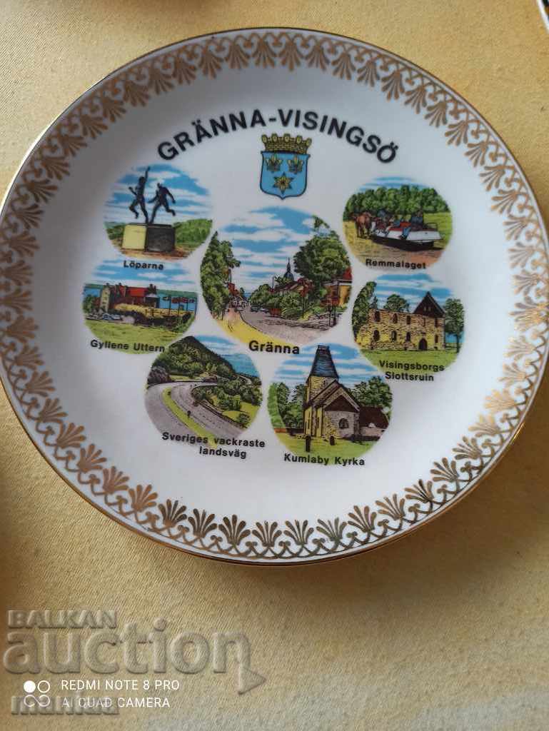 Delivery of Porcelain plates Delivery of Porcelain plates