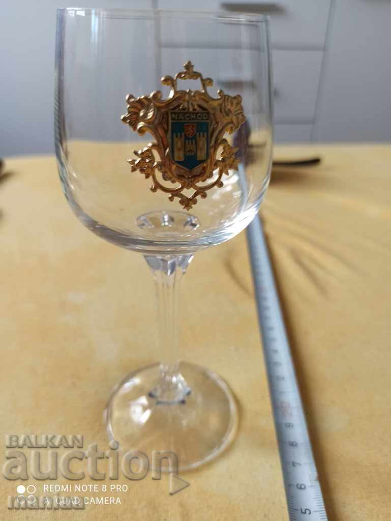 όμορφο γυαλί με τιμή 4.99 BGN | € 2.55 όμορφο γυαλί με τιμή 4.99 BGN | € 2.55