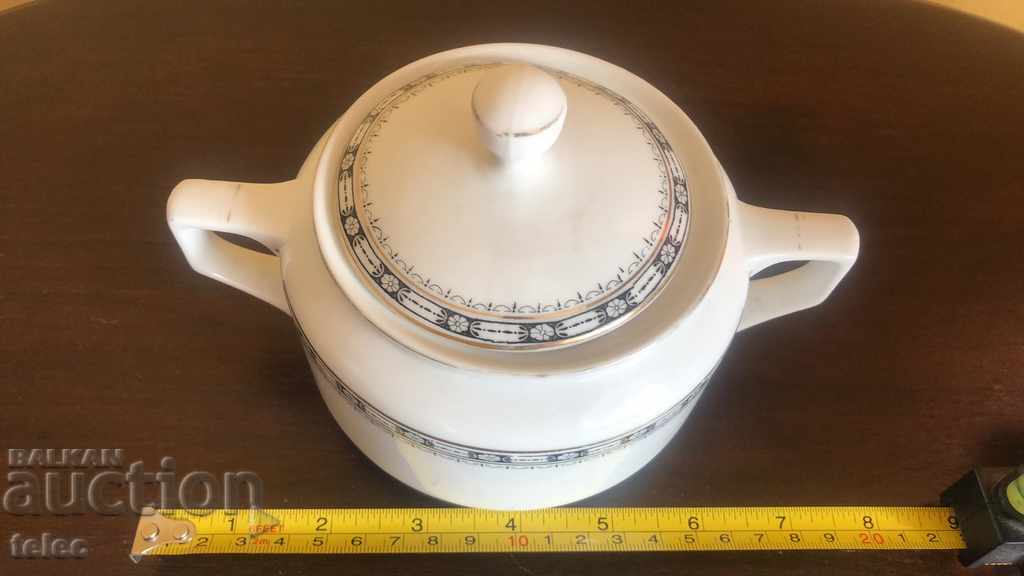 Beautiful old sugar bowl - quality porcelain with price 10.00 BGN | € 5.11 Beautiful old sugar bowl - quality porcelain with price 10.00 BGN | € 5.11