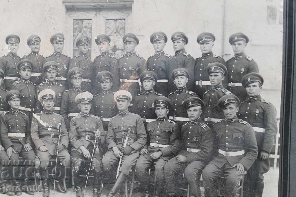 Delivery of Photo of the graduates of the non-commissioned officer school in the 9th horse regiment Delivery of Photo of the graduates of the non-commissioned officer school in the 9th horse regiment