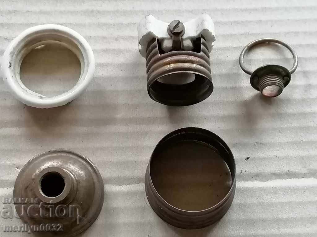 Delivery of Old porcelain socket lamp lantern chandelier lampshade 1920 Delivery of Old porcelain socket lamp lantern chandelier lampshade 1920