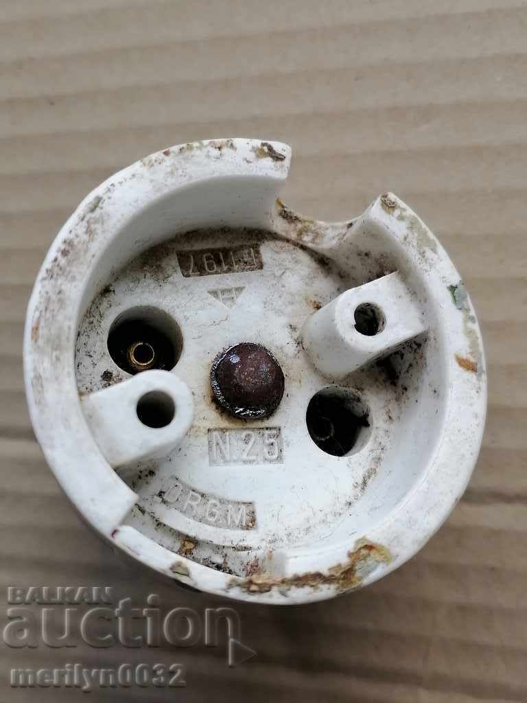 Breaker key switch 1920s porcelain - 5 Breaker key switch 1920s porcelain - 5