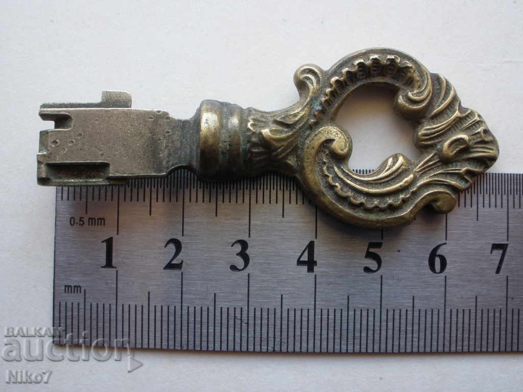 Δημοπρασία Ενδιαφέρον παλιό κλειδί, κλειδί. Δημοπρασία Ενδιαφέρον παλιό κλειδί, κλειδί.