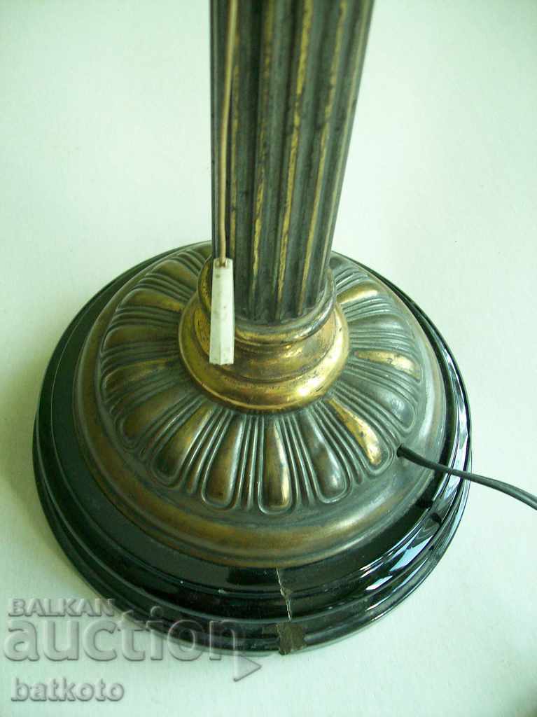Auction Old massive night lamp Auction Old massive night lamp