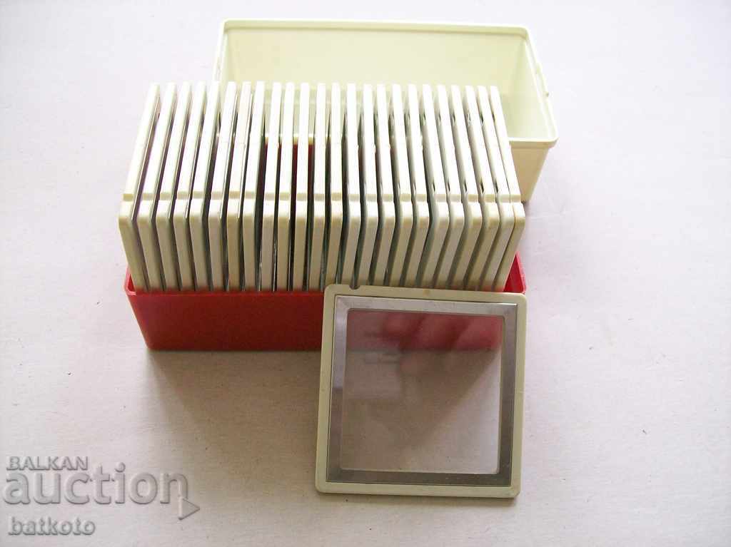 Lot frames for large slides 5/5 cm with price 6.00 BGN | € 3.07 Lot frames for large slides 5/5 cm with price 6.00 BGN | € 3.07