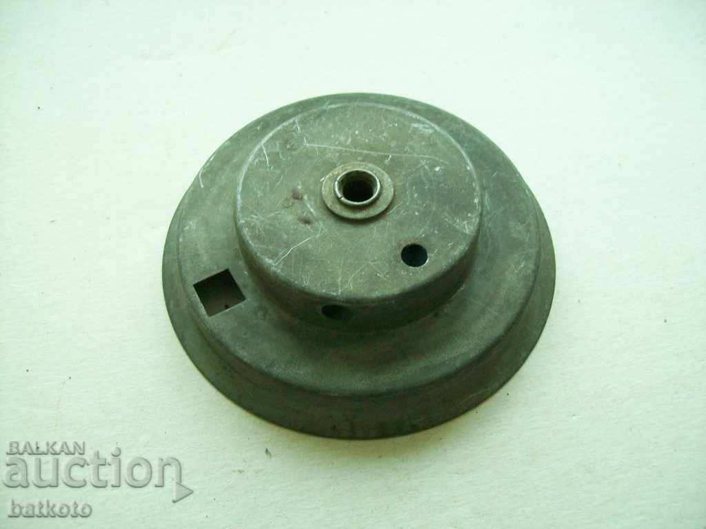 Old washer for variable capacitor with price 3.50 BGN | € 1.79 Old washer for variable capacitor with price 3.50 BGN | € 1.79