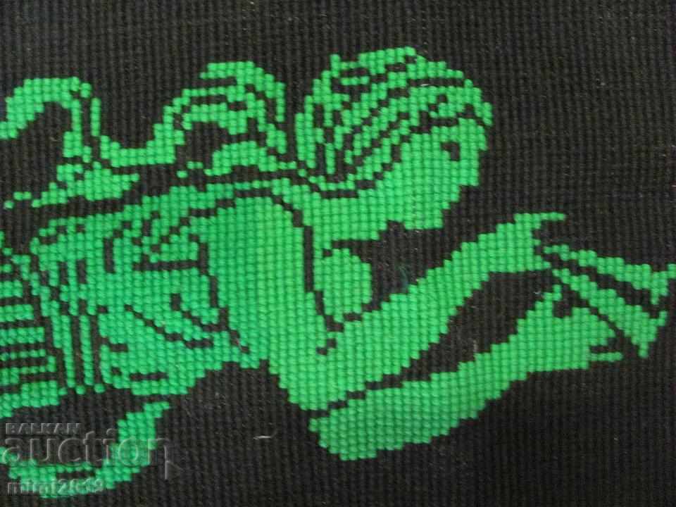 Auction Old Hand Knitted Carpet Auction Old Hand Knitted Carpet