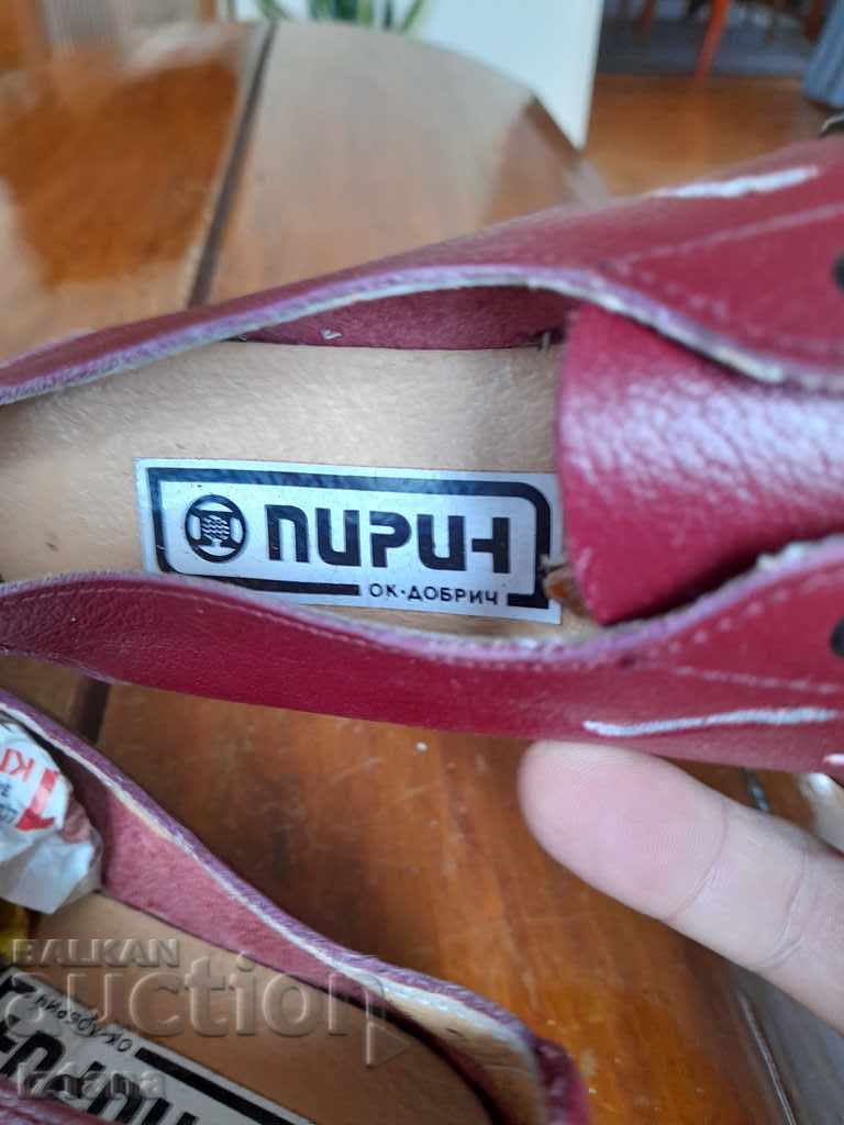 Παλιά παιδικά παπούτσια Pirin - 5