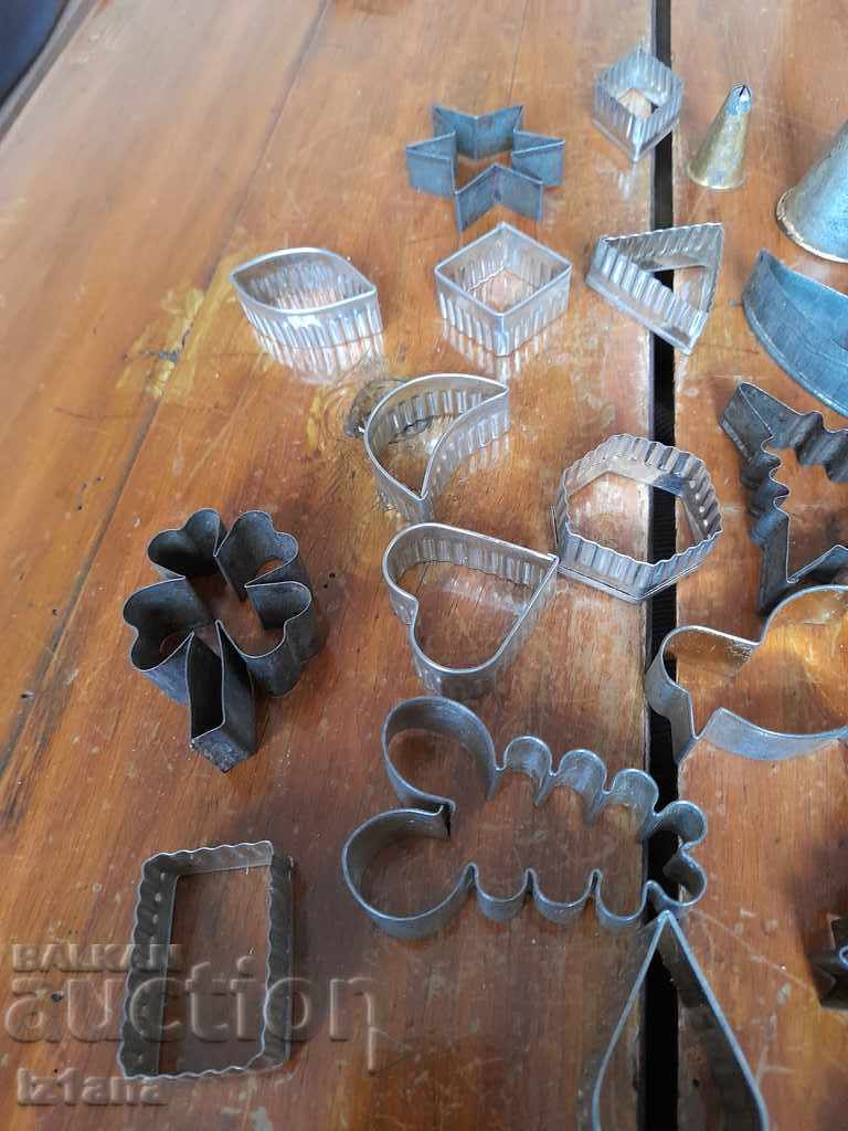 Old forms for sweets with price 40.00 BGN | € 20.45 Old forms for sweets with price 40.00 BGN | € 20.45