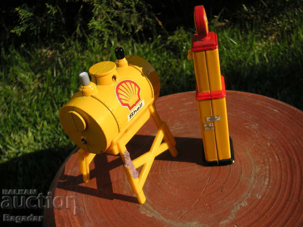 Бензиностанция shell метални играчка играчки с цена 40.00 лв. | € 20.45