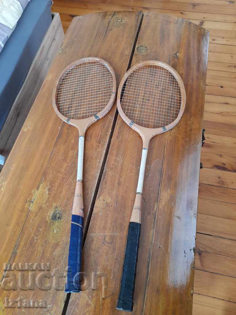 Delivery of Old Thaibinh badminton bats Delivery of Old Thaibinh badminton bats