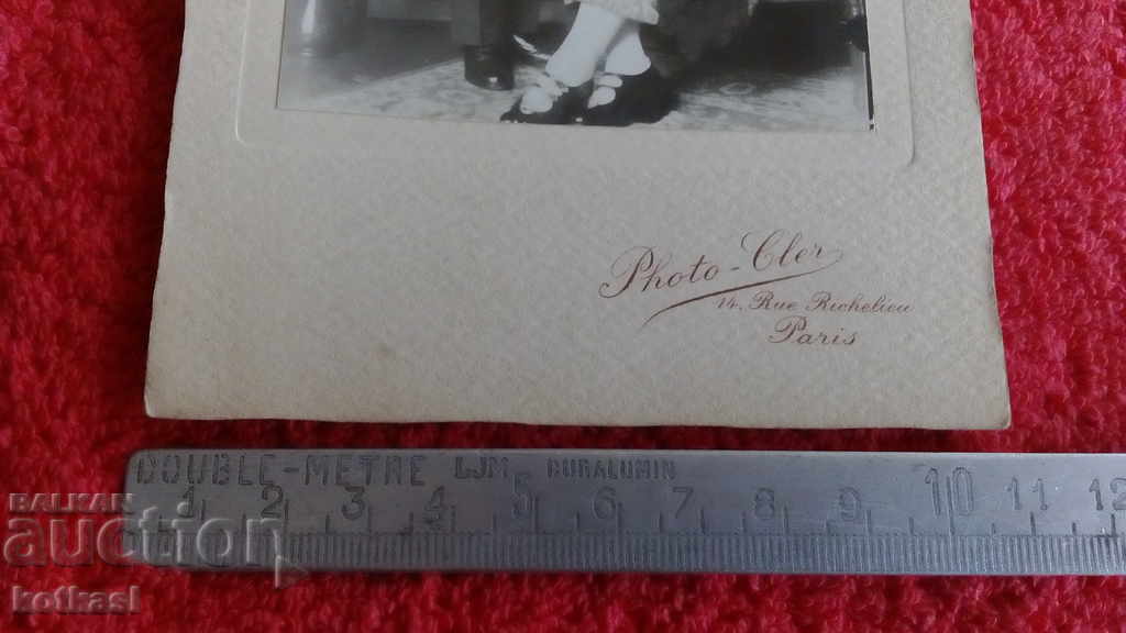 Стара царска снимка фотография картон мъж жена семейство с цена 10.50 лв. | € 5.37 Стара царска снимка фотография картон мъж жена семейство с цена 10.50 лв. | € 5.37