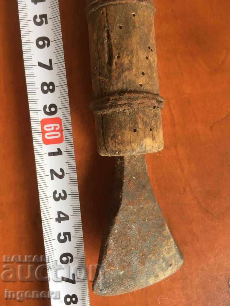 Delivery of RICE WITH WOODEN HANDLE OLD TOOL Delivery of RICE WITH WOODEN HANDLE OLD TOOL