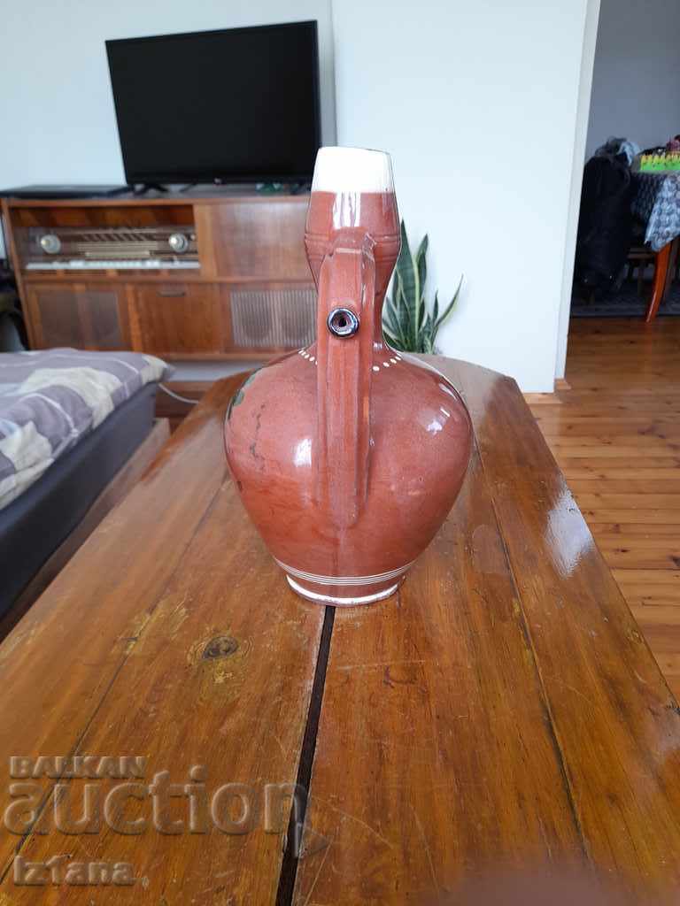 Delivery of An old pitcher Delivery of An old pitcher