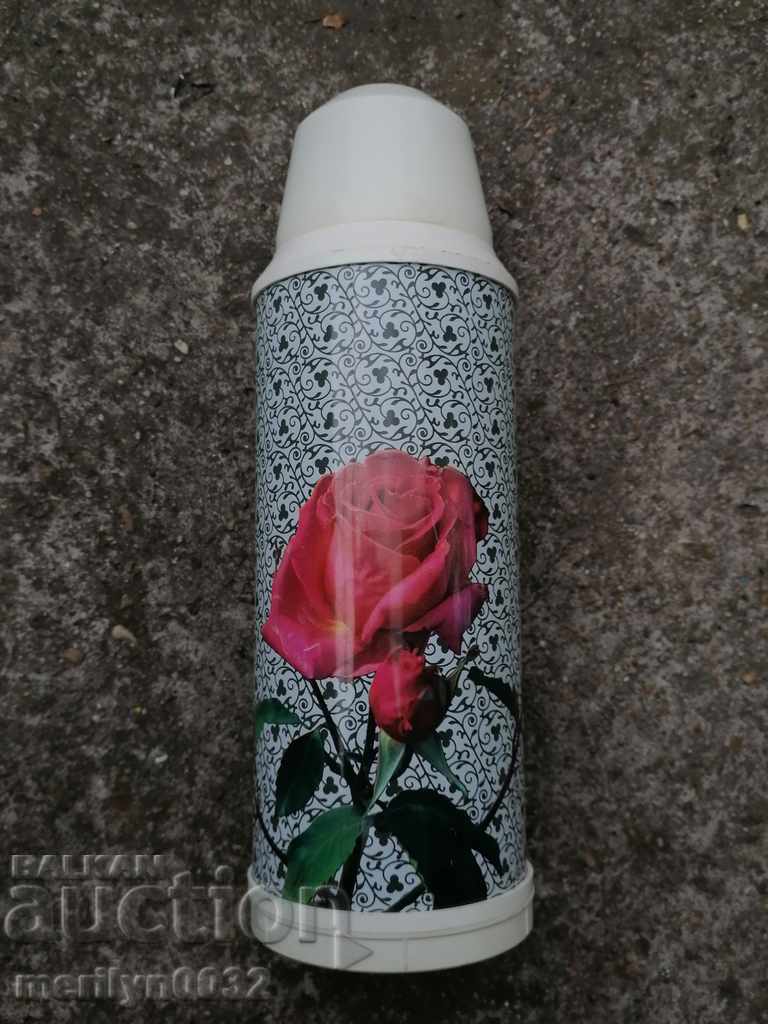 Παλιά θερμός από τη δεκαετία του '70 της ΛΔΚ του ΧΧ αιώνα με τιμή 35.00 BGN | € 17.90 Παλιά θερμός από τη δεκαετία του '70 της ΛΔΚ του ΧΧ αιώνα με τιμή 35.00 BGN | € 17.90