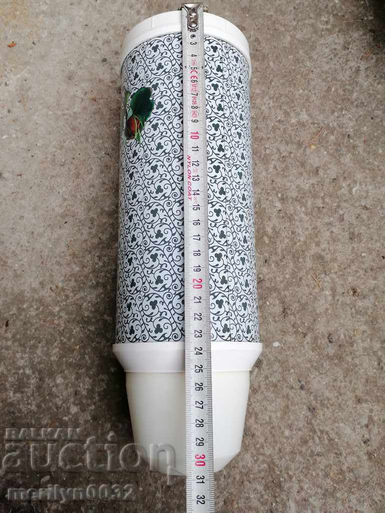 Παράδοση Παλιά θερμός από τη δεκαετία του '70 της ΛΔΚ του ΧΧ αιώνα Παράδοση Παλιά θερμός από τη δεκαετία του '70 της ΛΔΚ του ΧΧ αιώνα