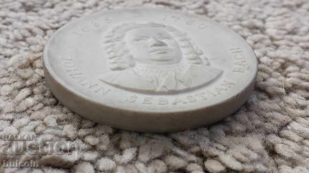 Delivery of RARE PORCELAIN PLAQUE MEISSEN / JOHAN SEBASTIAN BACH Delivery of RARE PORCELAIN PLAQUE MEISSEN / JOHAN SEBASTIAN BACH