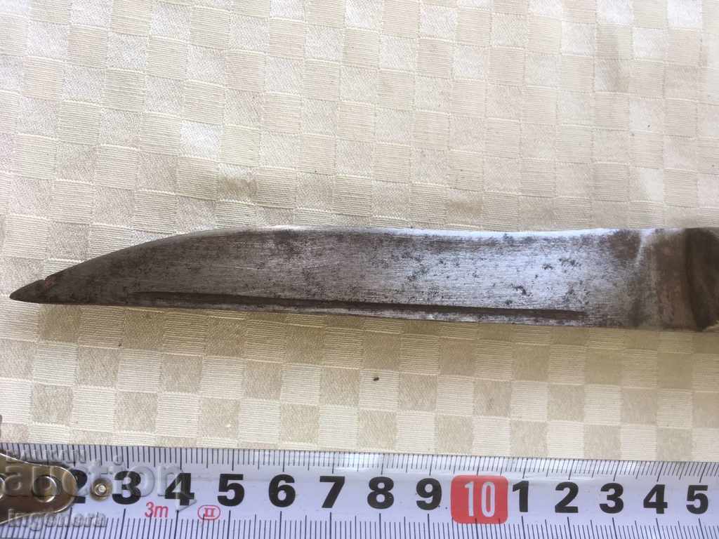 KNIFE BLADE ANTIQUE BUTCHER KNIFE with price 36.00 BGN | € 18.41 KNIFE BLADE ANTIQUE BUTCHER KNIFE with price 36.00 BGN | € 18.41
