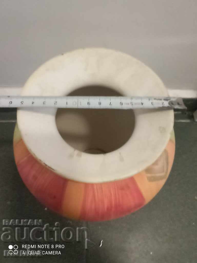 Auction Painted vase Auction Painted vase