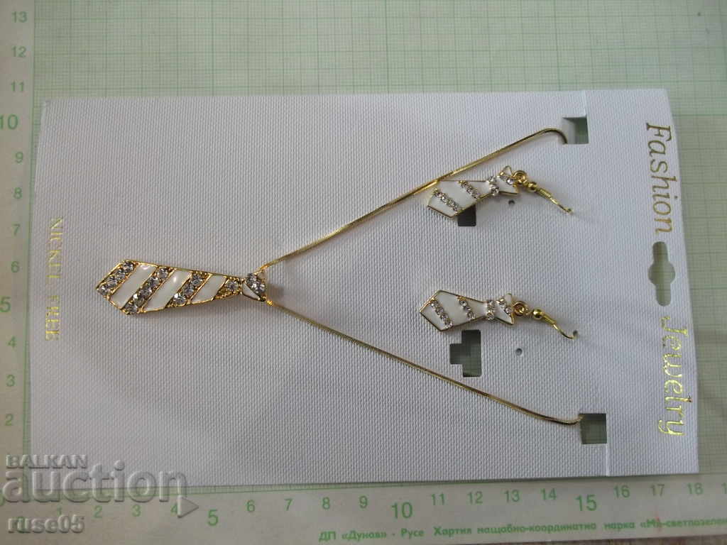 Set de bijuterii cu lanț, pandantiv și cercei - 6