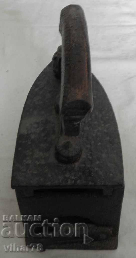 Delivery of Old flat iron