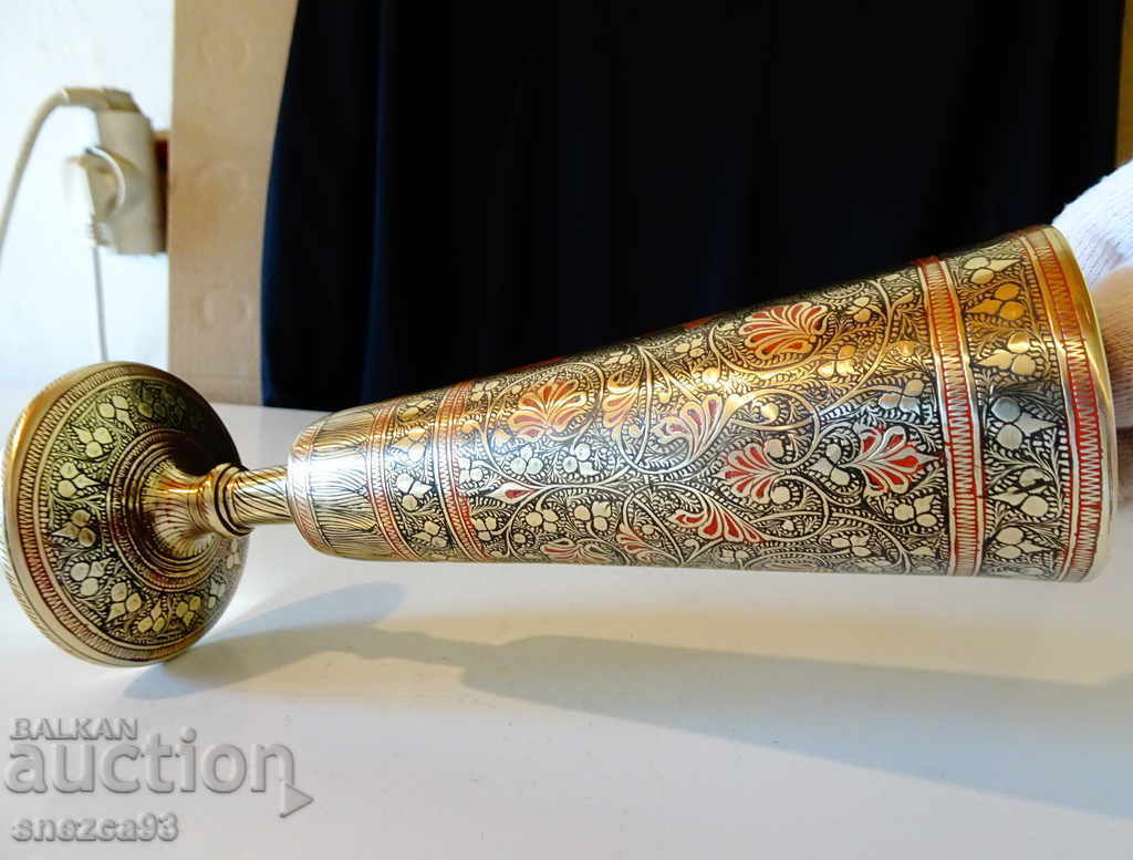 Βασιλικό χάλκινο κανάτι κρασιού, κυψελωτό σμάλτο με τιμή 149.00 BGN | € 76.18 Βασιλικό χάλκινο κανάτι κρασιού, κυψελωτό σμάλτο με τιμή 149.00 BGN | € 76.18