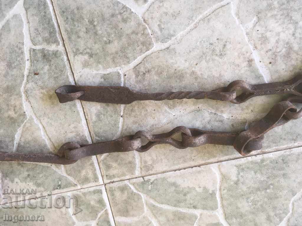 FIREPLACE CHAIN OLD WROUGHT IRON LONG AND HEAVY - 5 FIREPLACE CHAIN OLD WROUGHT IRON LONG AND HEAVY - 5