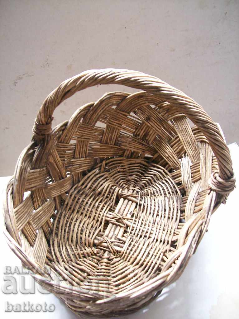 Very old preserved picnic basket with price 38.00 BGN | € 19.43 Very old preserved picnic basket with price 38.00 BGN | € 19.43