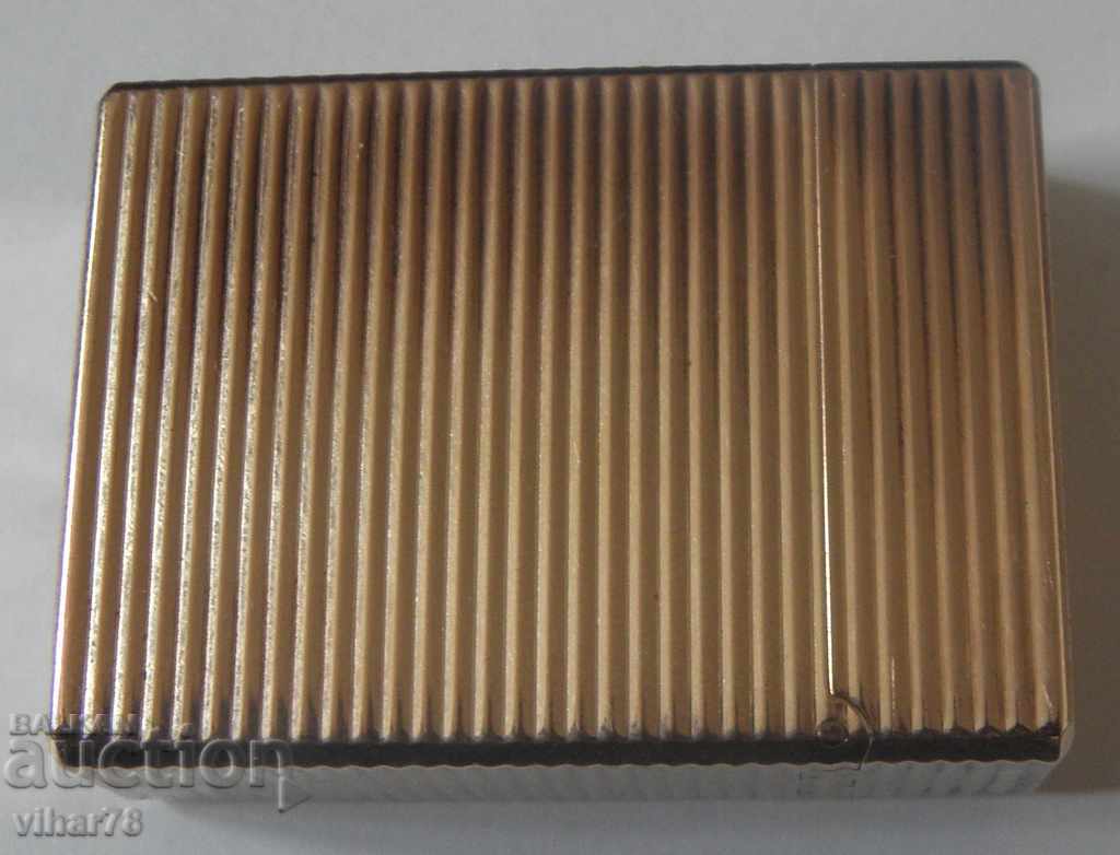 Auction  DUPON GOLD LIGHTER ST DUPONT ORIGINAL