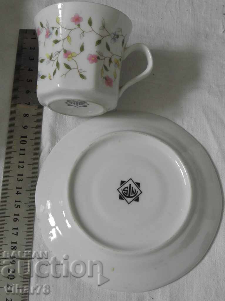 porcelain cups 6 pcs service with price 119.99 BGN | € 61.35 porcelain cups 6 pcs service with price 119.99 BGN | € 61.35