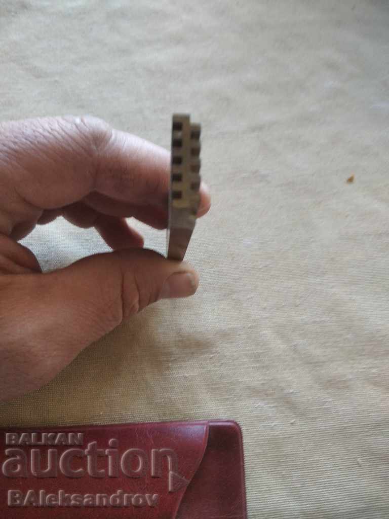 Delivery of Old hand brass tool Delivery of Old hand brass tool