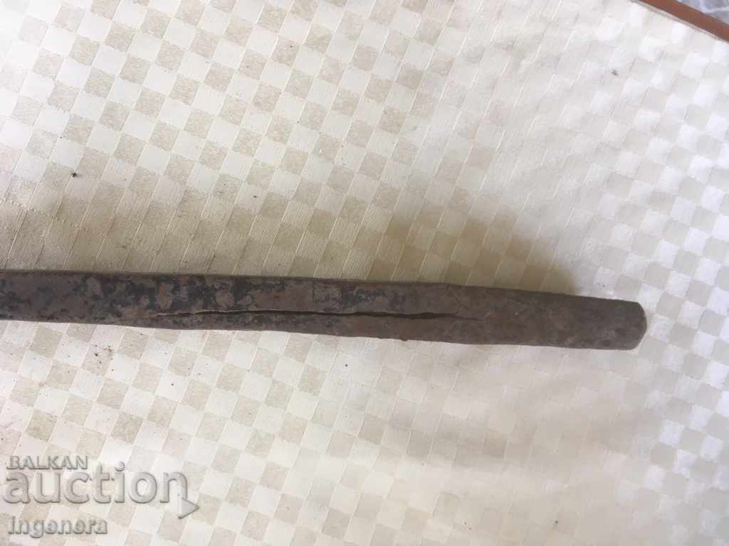 Auction KNIFE BLADE TOOL TOOL LARGE THICK FORGED-2250 GR Auction KNIFE BLADE TOOL TOOL LARGE THICK FORGED-2250 GR