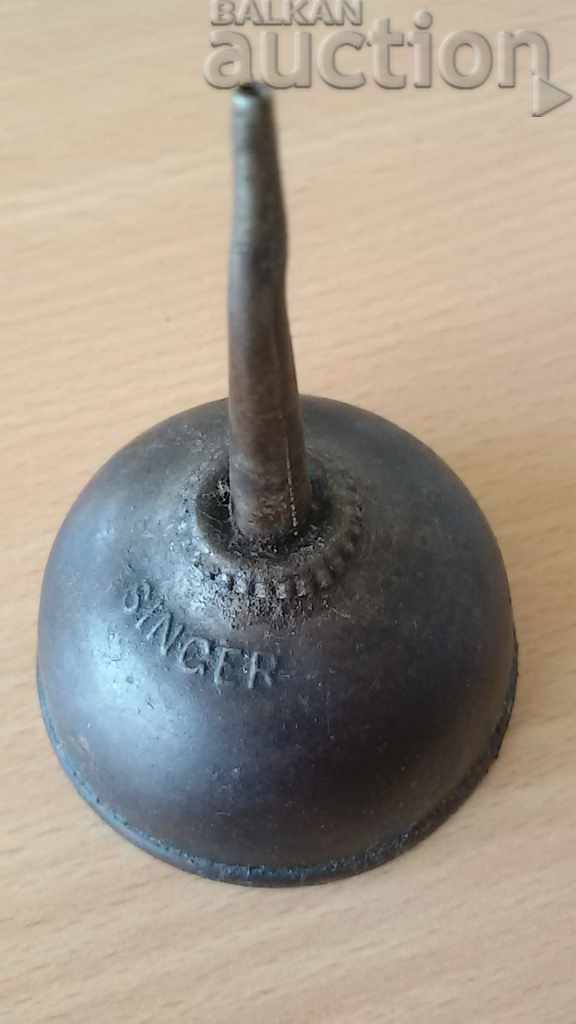 Auction Singer oil pan SINGER RRR Auction Singer oil pan SINGER RRR