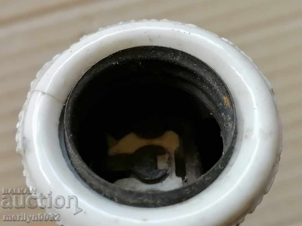 Δημοπρασία Παλιό πορσελάνινο φωτιστικό φανάρι πολυέλαιος αμπαζούρ 1920 Δημοπρασία Παλιό πορσελάνινο φωτιστικό φανάρι πολυέλαιος αμπαζούρ 1920