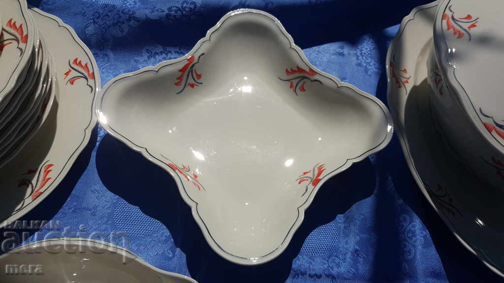 Vintage porcelain dinner service Epiag D.F Czechoslovakia with price 220.00 BGN | € 112.48 Vintage porcelain dinner service Epiag D.F Czechoslovakia with price 220.00 BGN | € 112.48