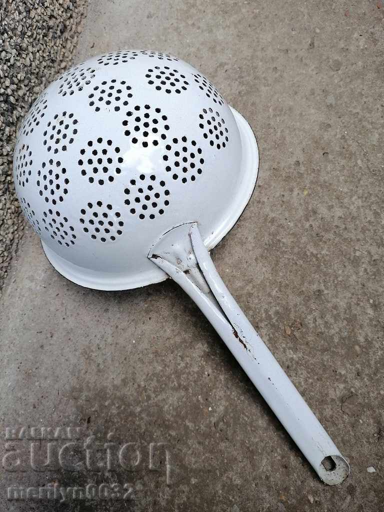 Auction  Old enamelled colander, enamelled vessel, Bulgaria