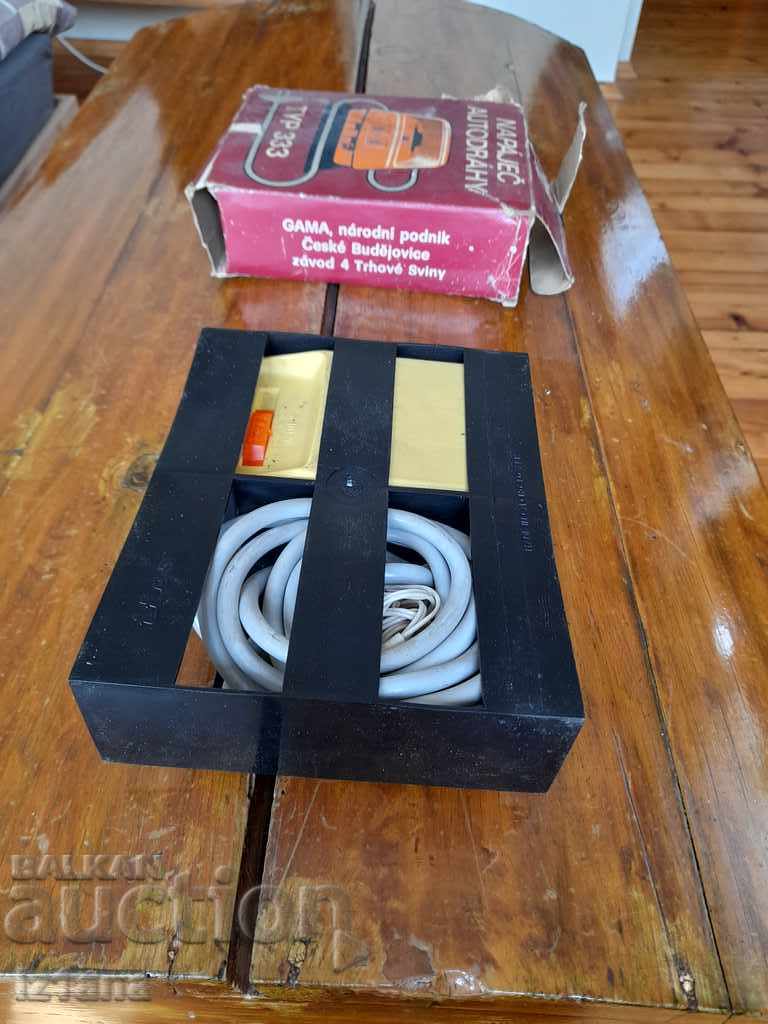 Παλιό τροφοδοτικό TYP 333 με τιμή 35.00 BGN | € 17.90 Παλιό τροφοδοτικό TYP 333 με τιμή 35.00 BGN | € 17.90