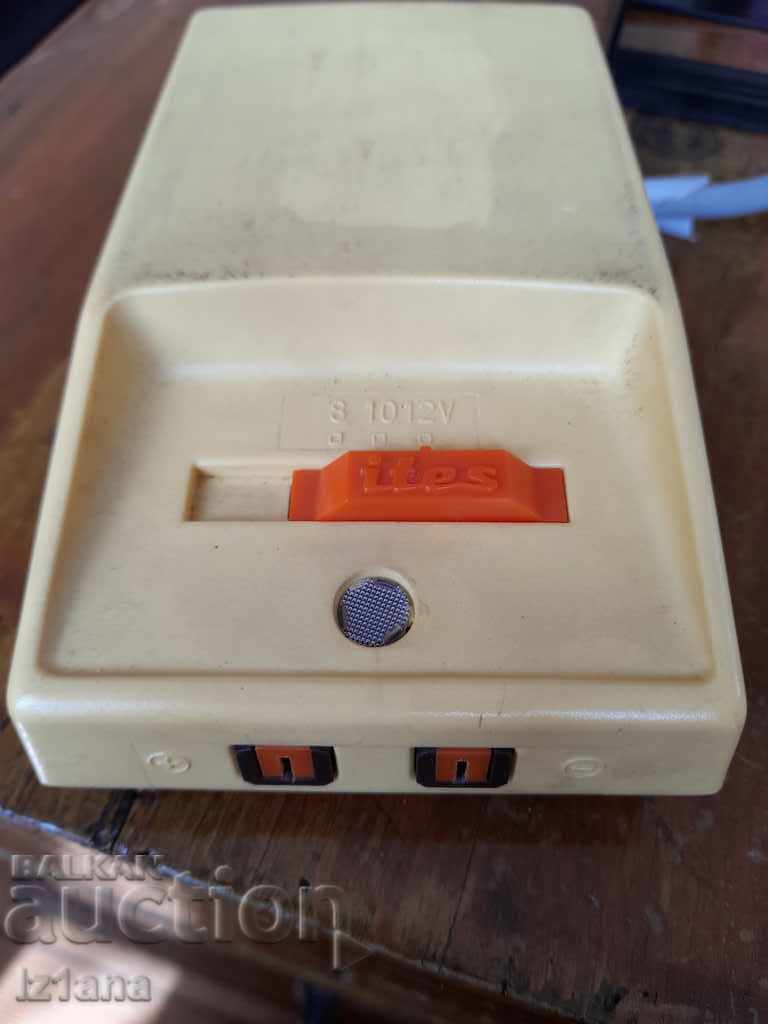 Παράδοση Παλιό τροφοδοτικό TYP 333 Παράδοση Παλιό τροφοδοτικό TYP 333