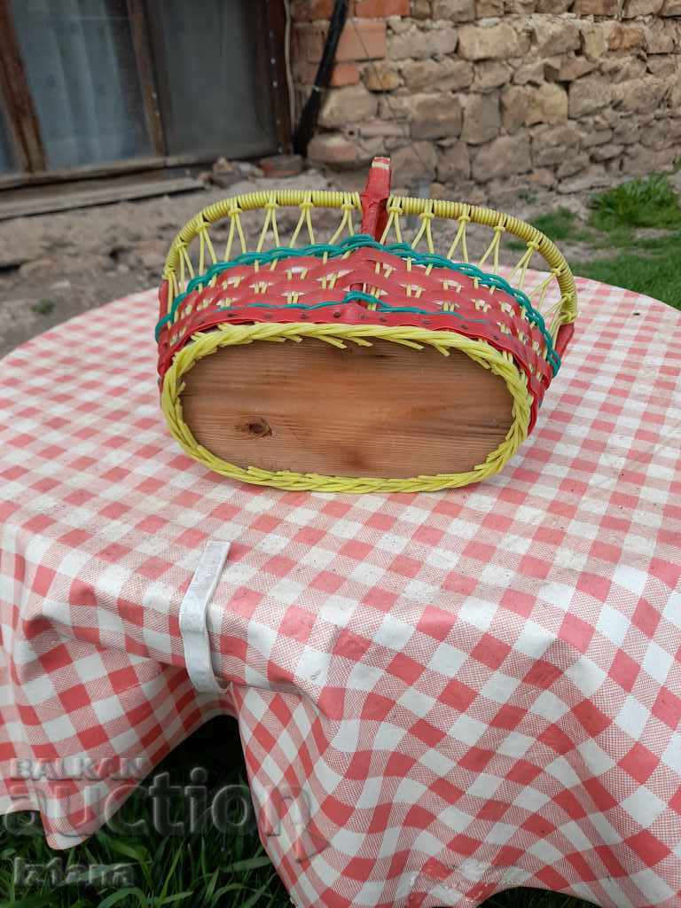 An old basket - 6 An old basket - 6