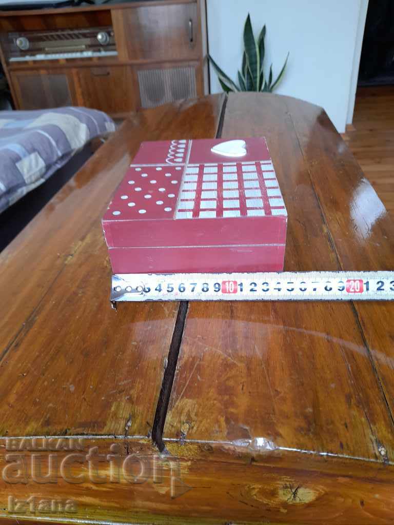 Παράδοση Παλιό ξύλινο κουτί, τσάντα ταξιδιού