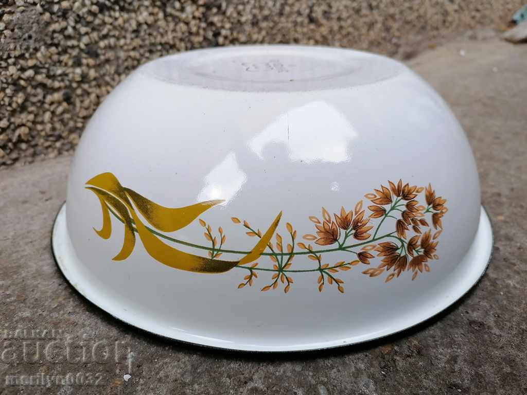 Enameled bowl, enamel bowl, basin, basin with price 48.00 BGN | € 24.54 Enameled bowl, enamel bowl, basin, basin with price 48.00 BGN | € 24.54
