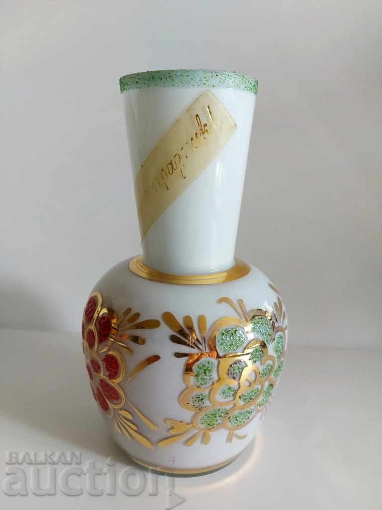 SOC VASE DE STICLĂ VASIC SOCA DECORAT Bogat SĂNĂTOS cu preț 15.00 BGN | € 7.67 SOC VASE DE STICLĂ VASIC SOCA DECORAT Bogat SĂNĂTOS cu preț 15.00 BGN | € 7.67