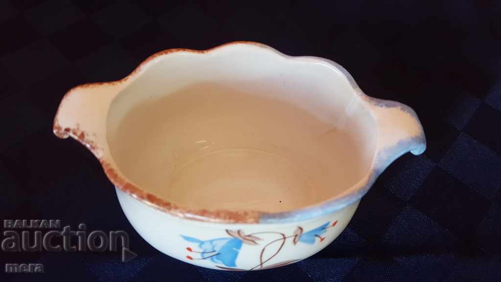 Порцеланово съдче с цена 10.00 лв. | € 5.11 Порцеланово съдче с цена 10.00 лв. | € 5.11