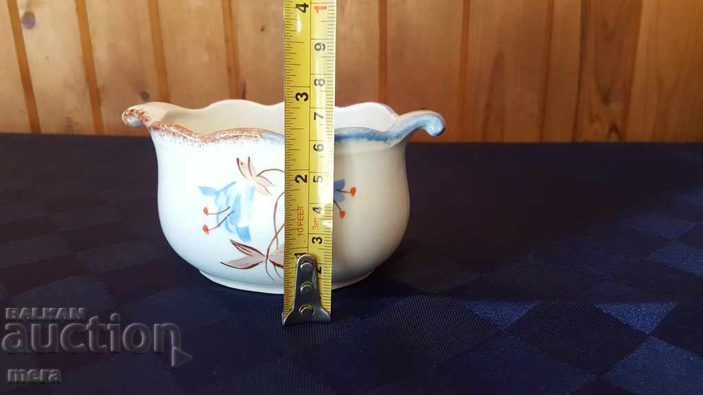 Доставка на Порцеланово съдче Доставка на Порцеланово съдче