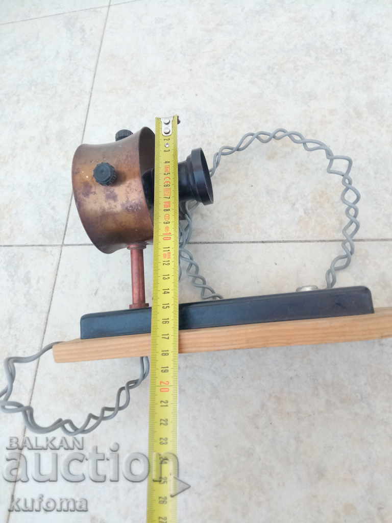 Delivery of An old night lamp Delivery of An old night lamp