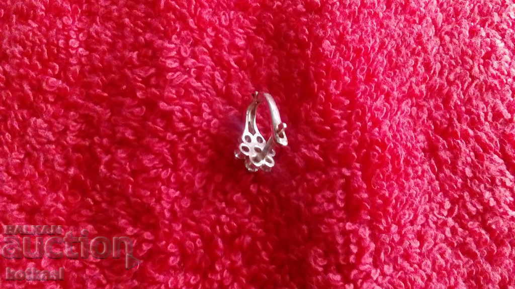 Single silver marked 925 earring with semi-precious stones - 5 Single silver marked 925 earring with semi-precious stones - 5