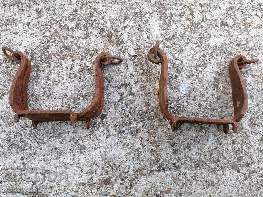 Auction  A pair of old wrought iron cats for worms spiked wrought iron