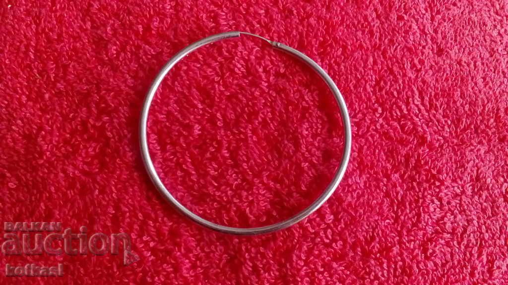 Old silver large earring 4.40 g. with price 16.50 BGN | € 8.44 Old silver large earring 4.40 g. with price 16.50 BGN | € 8.44