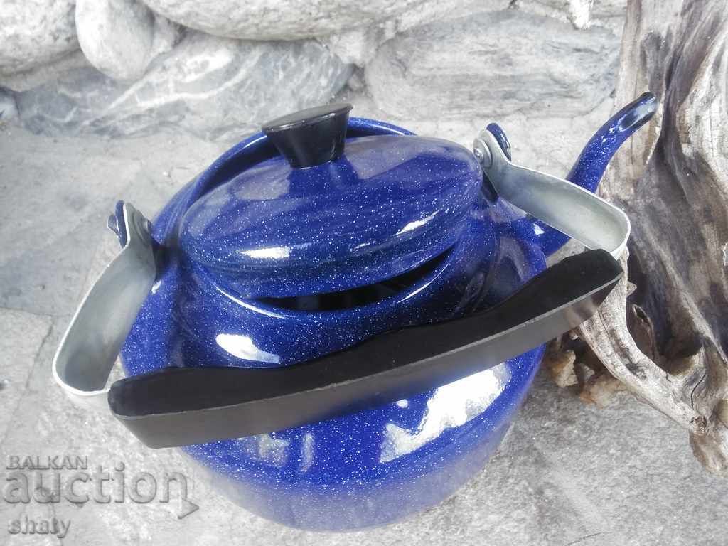 Delivery of Old Russian enameled teapot Delivery of Old Russian enameled teapot