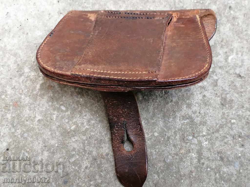 Old combat leather slate slingshot for documents wallet - 7 Old combat leather slate slingshot for documents wallet - 7